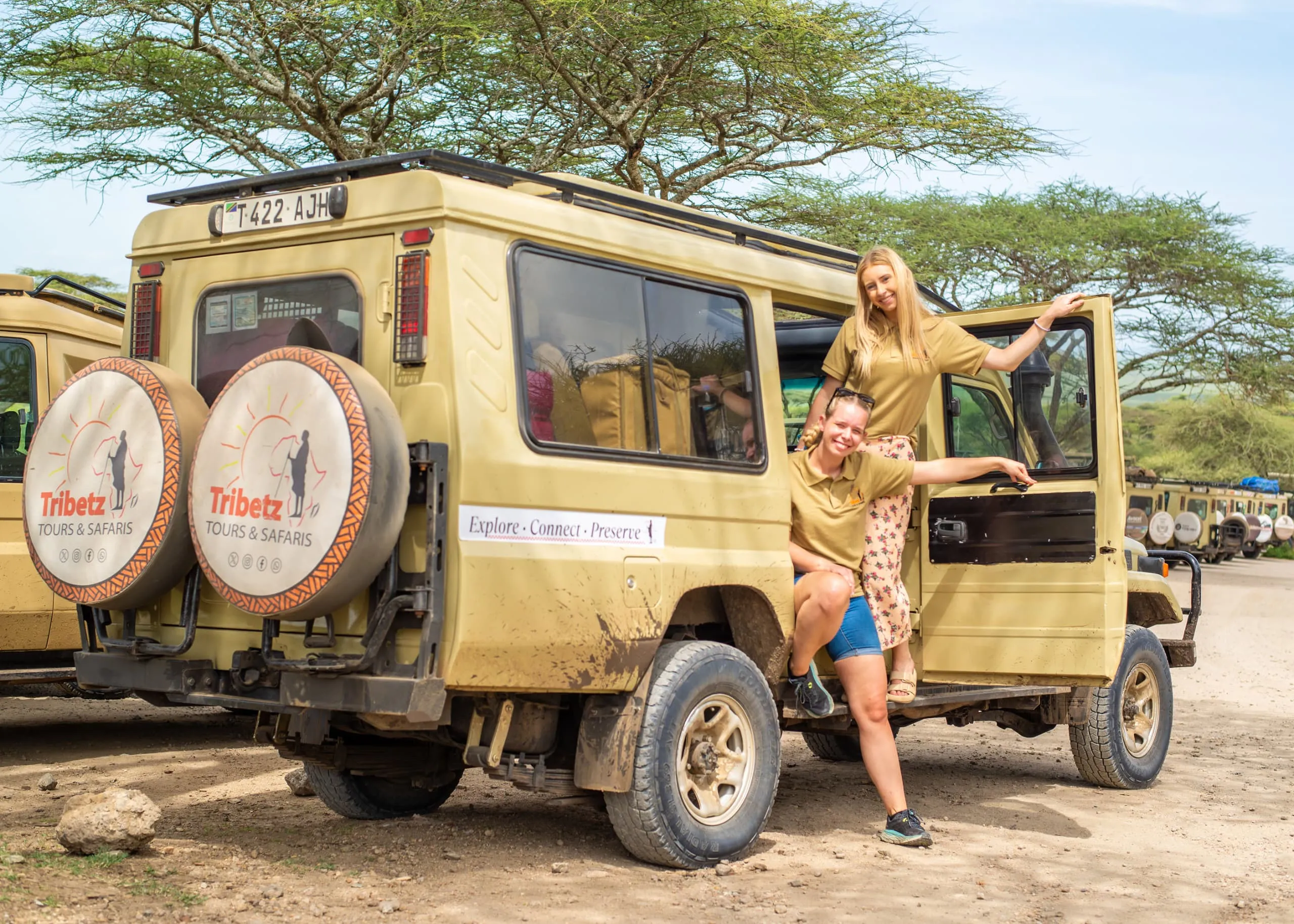 Safari guide with guests